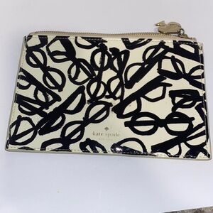 Kate spade cosmetic pouch glasses print black and cream